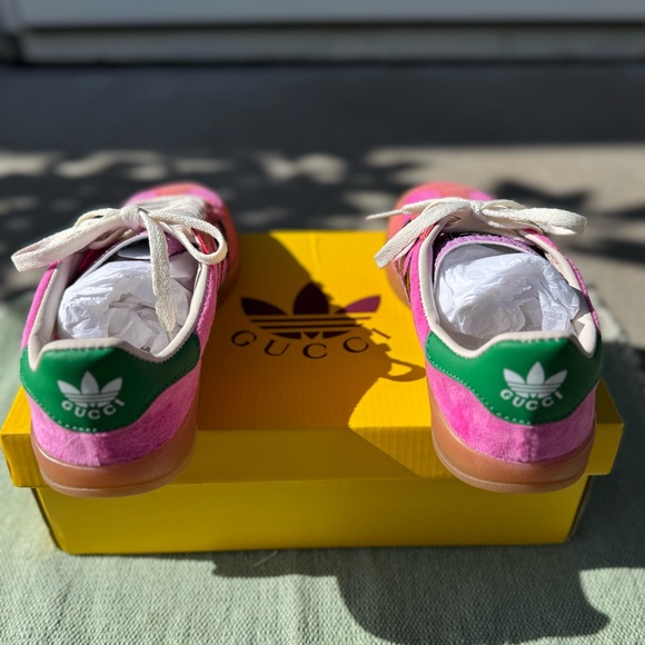 Adidas Women’s Gazelle 'Pink Velvet' - Picture 12 of 16